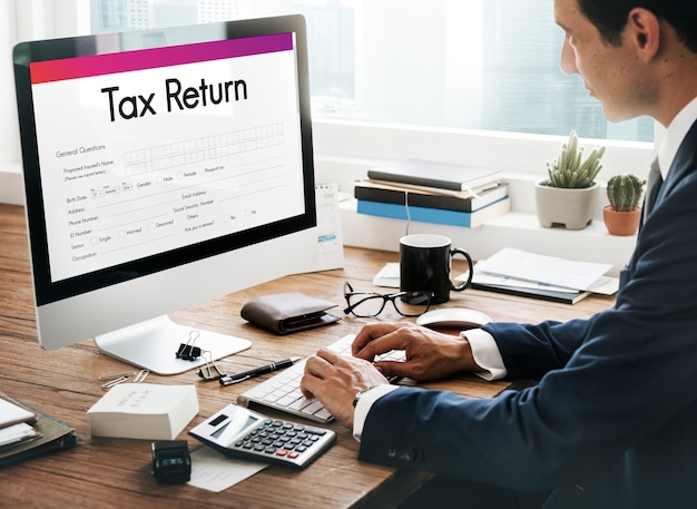Maximizing Deductions through Tax Credits and Incentives